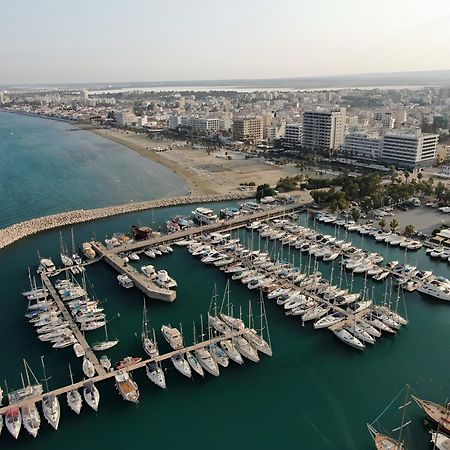 Citycenter Rooms Next To The Beach Ларнака Экстерьер фото